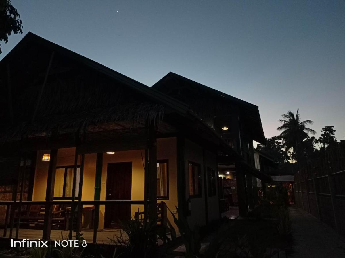 Eddie'S Beach Resort Siargao General Luna  Exterior photo